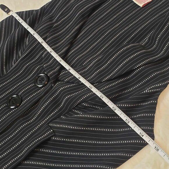 * CANDIE'S * Juniors Small Black & White Striped Button-Up Vest - Picture 13 of 13